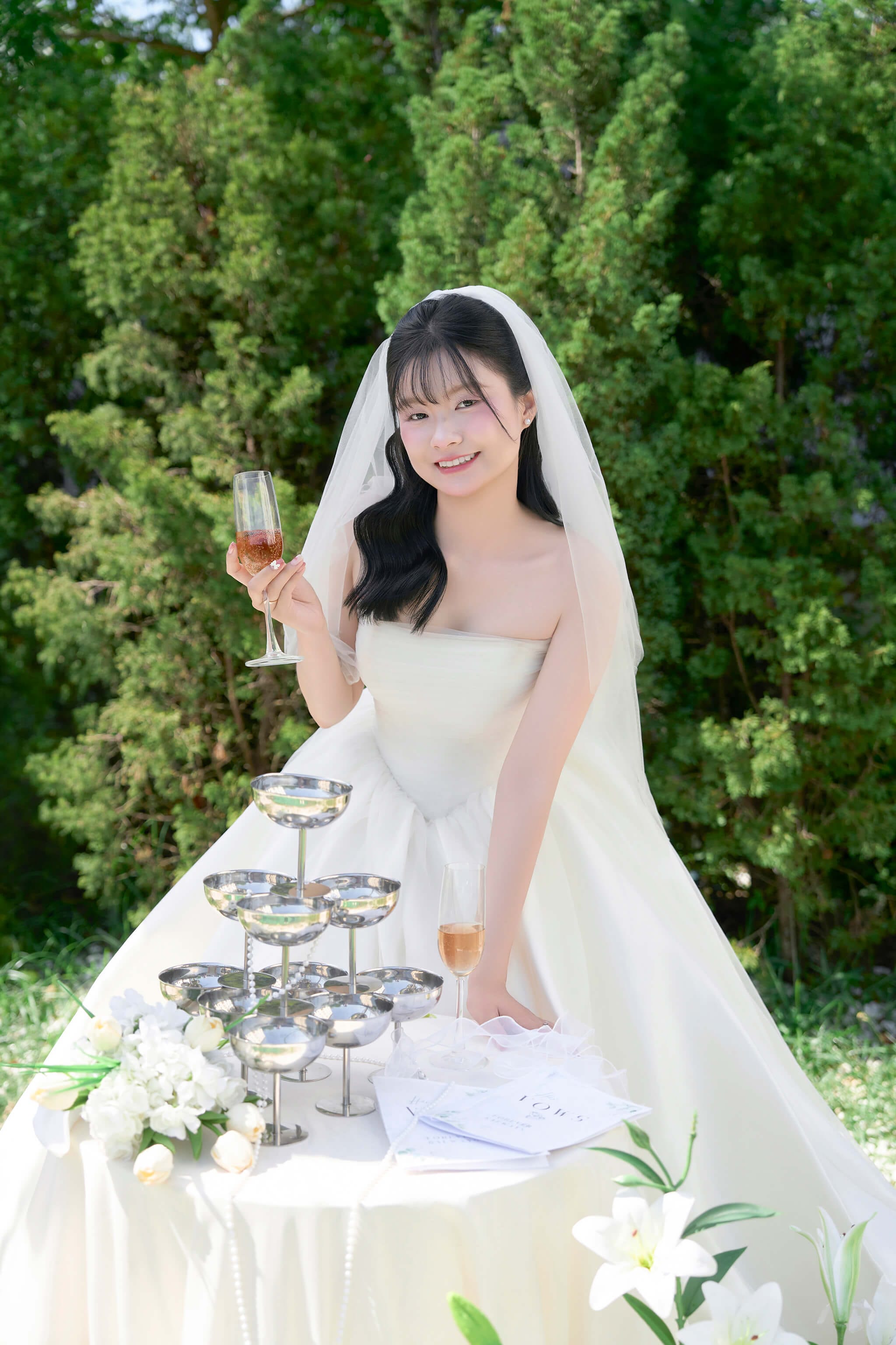 Ảnh cưới tone sáng của Giang Sơn và Thanh Hằng